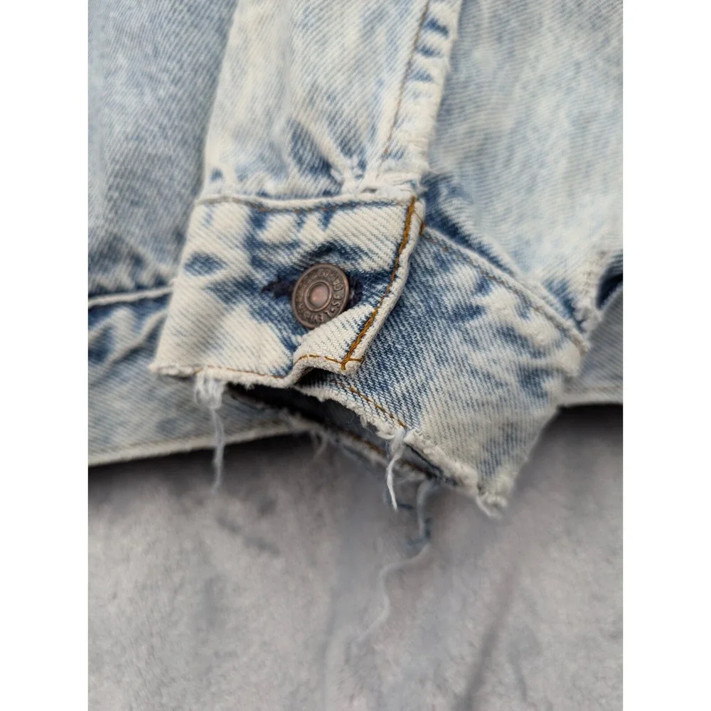 VTG 90's Levi's Stonewash Men's Denim Jacket 75068-0219 XL Back Patch Garret Sty